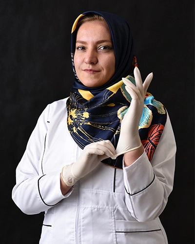 دکتر یاسمین قهرمانی